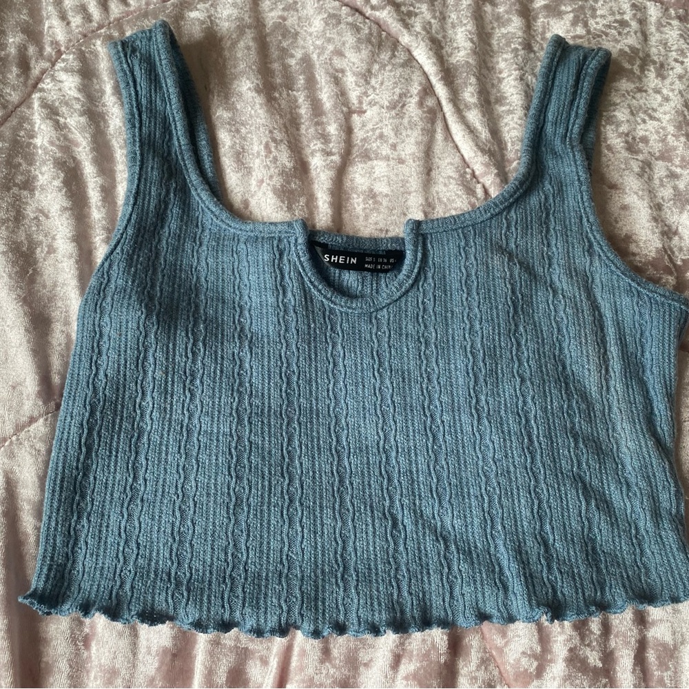 SHEIN Blue Ribbed Crop Top